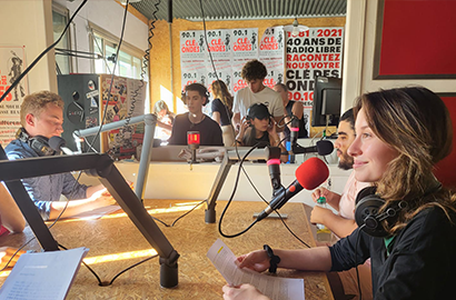 Actu EFJ - Atelier radio : nos étudiants à l’antenne de la Clé des Ondes