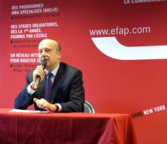 Alain Juppé accueille les étudiants en Journalisme de l'EFJ